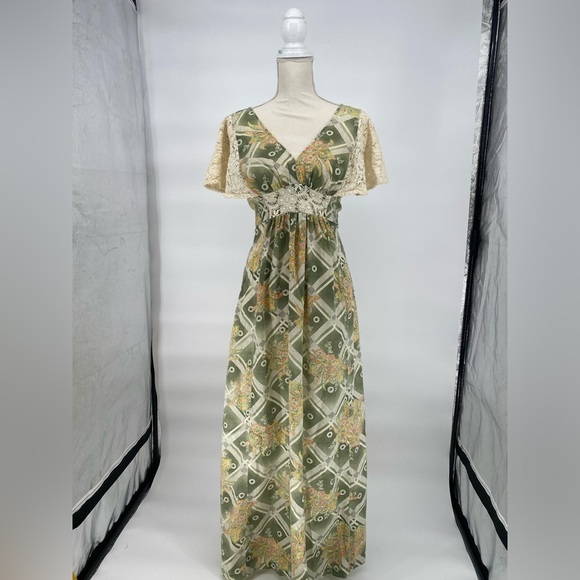 Vintage Dresses & Skirts - Vintage 70’s Maxi Dress Winged Laced Sleeves 24” waist